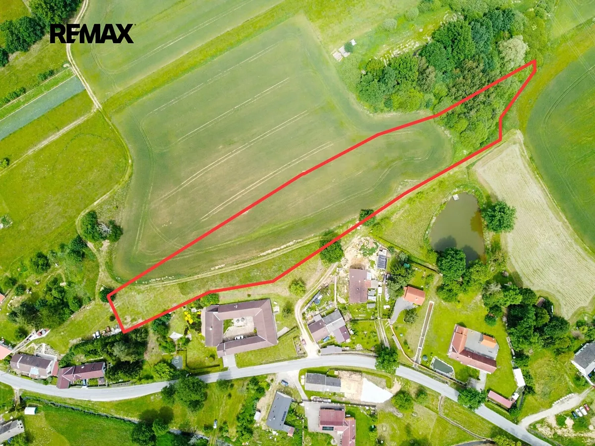 Prodej stavebního pozemku 10262 m²